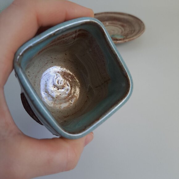 Handcrafted Ceramic Square Cup Saucer Set With Textured Design - Picture 7 of 15